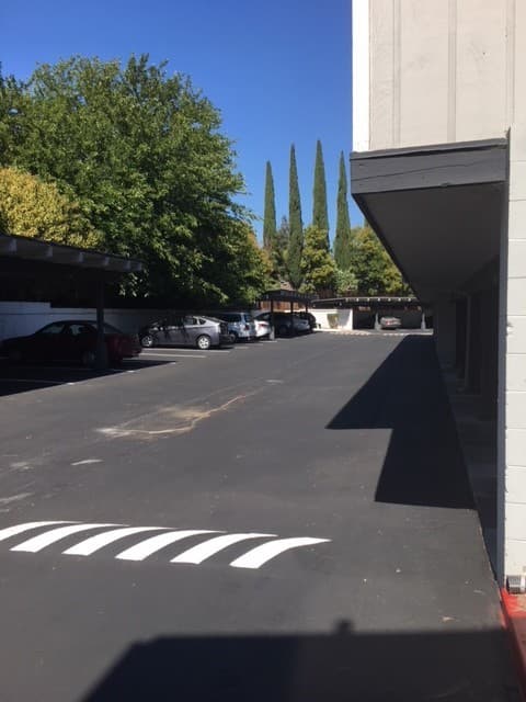 San Ramon House: 9085 Alcosta Blvd #305