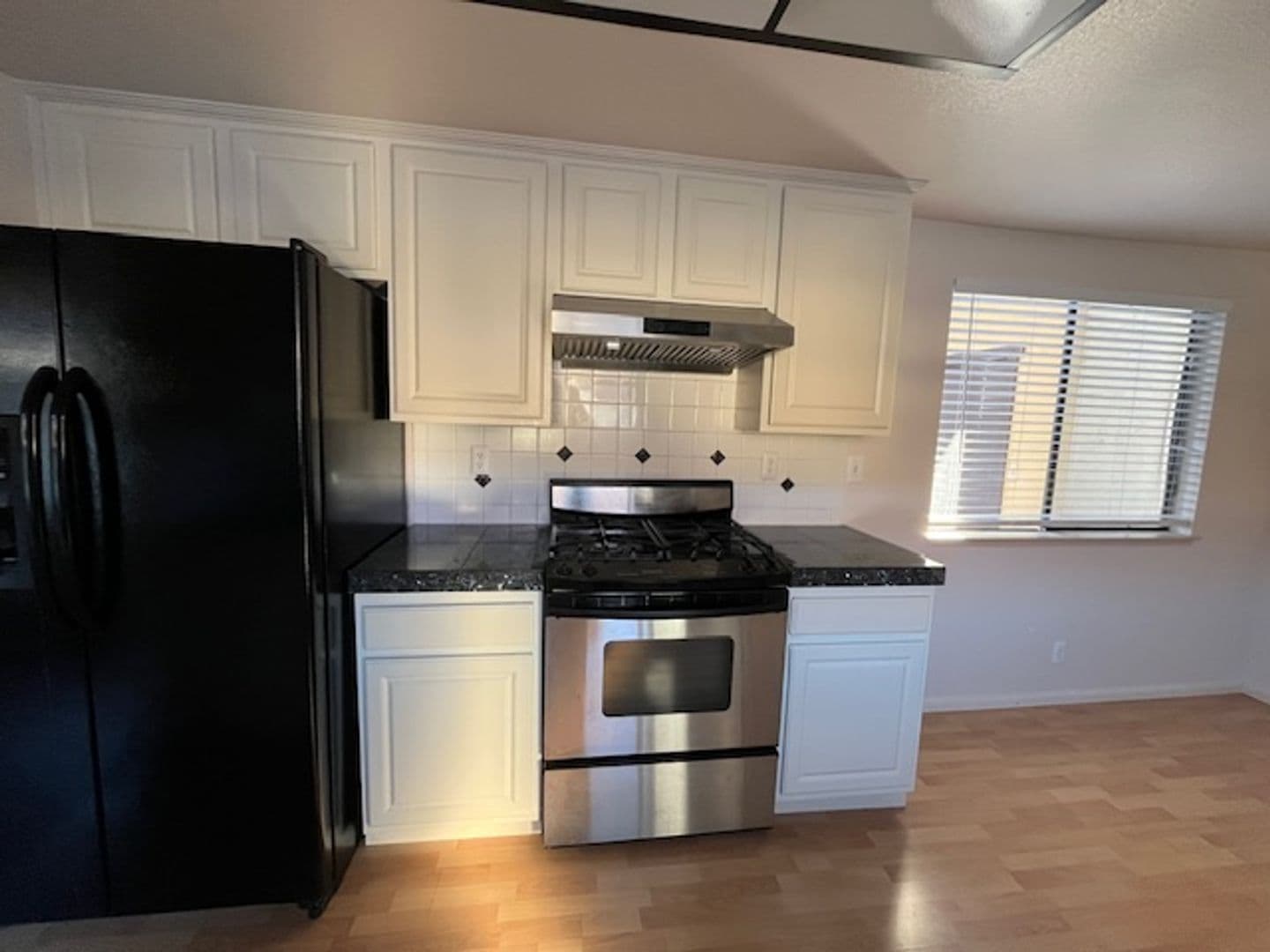 San Leandro House: 14419 Outrigger Dr