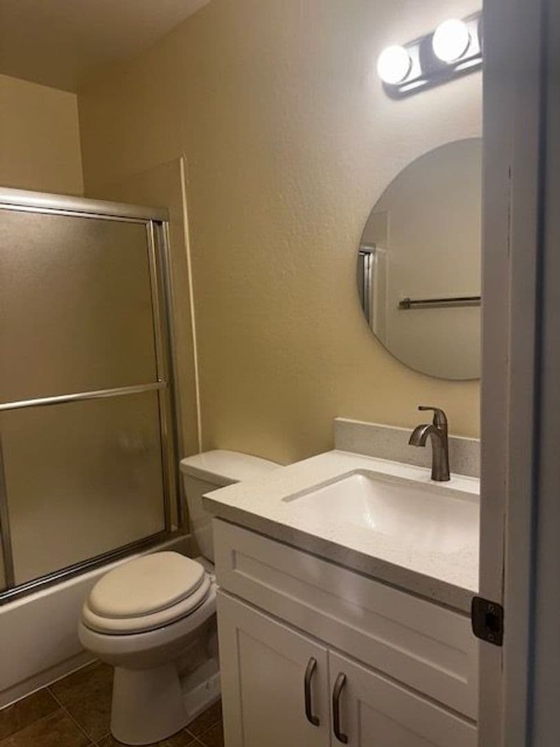 Concord Apartment: 3036 Willow Pass Road