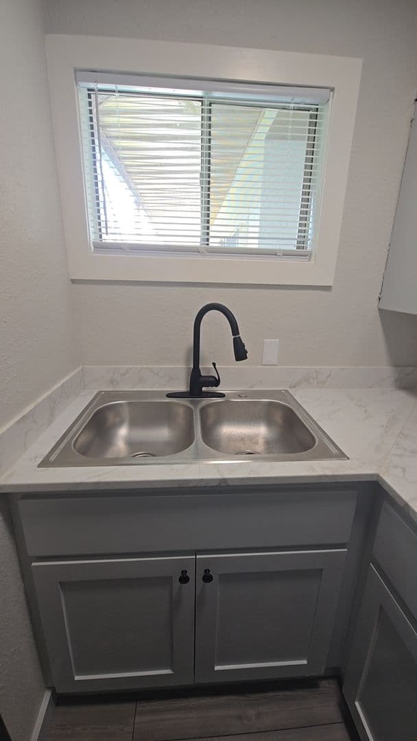 Fort Smith Apartment: 4301 Kinkead Ave