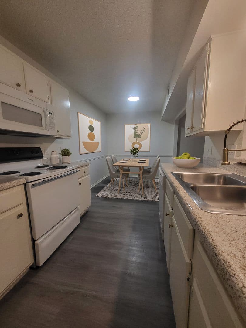 Fort Smith Apartment: 7500 Jenny Lind Rd