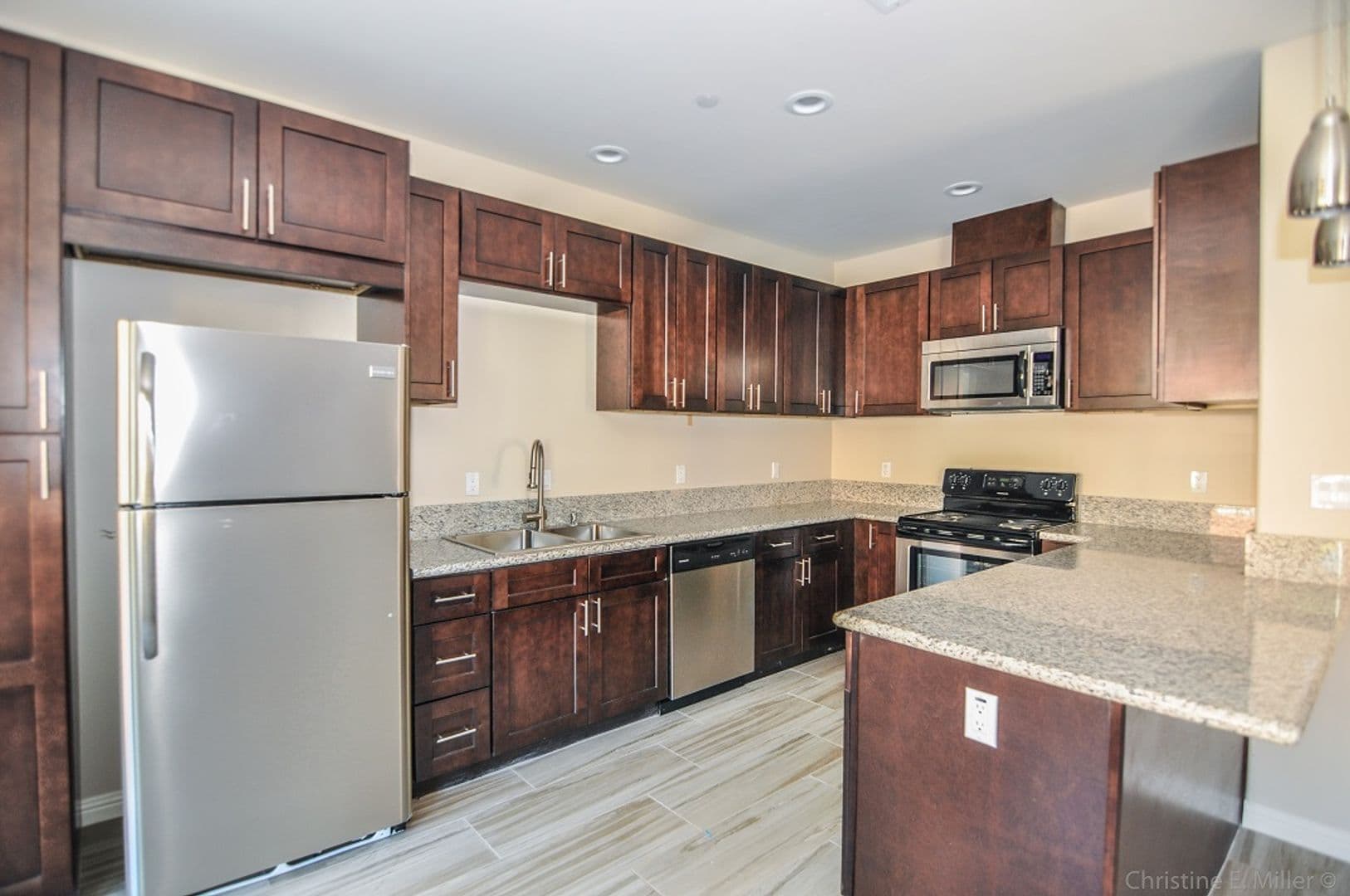 Alpine Apartment: 1344 Marshall