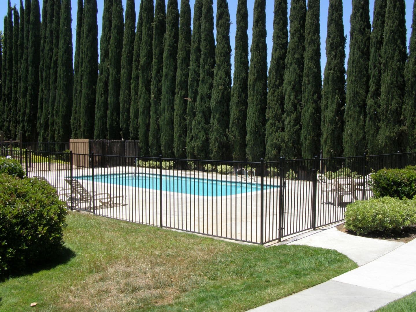 El Cajon Apartment: 800 E Chase Ave.