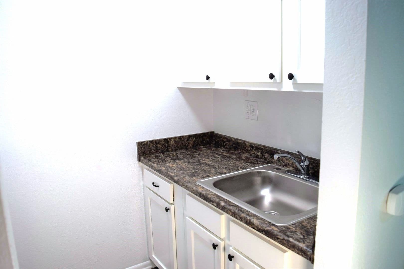 New Brighton Apartment: 201 Valley Ave.