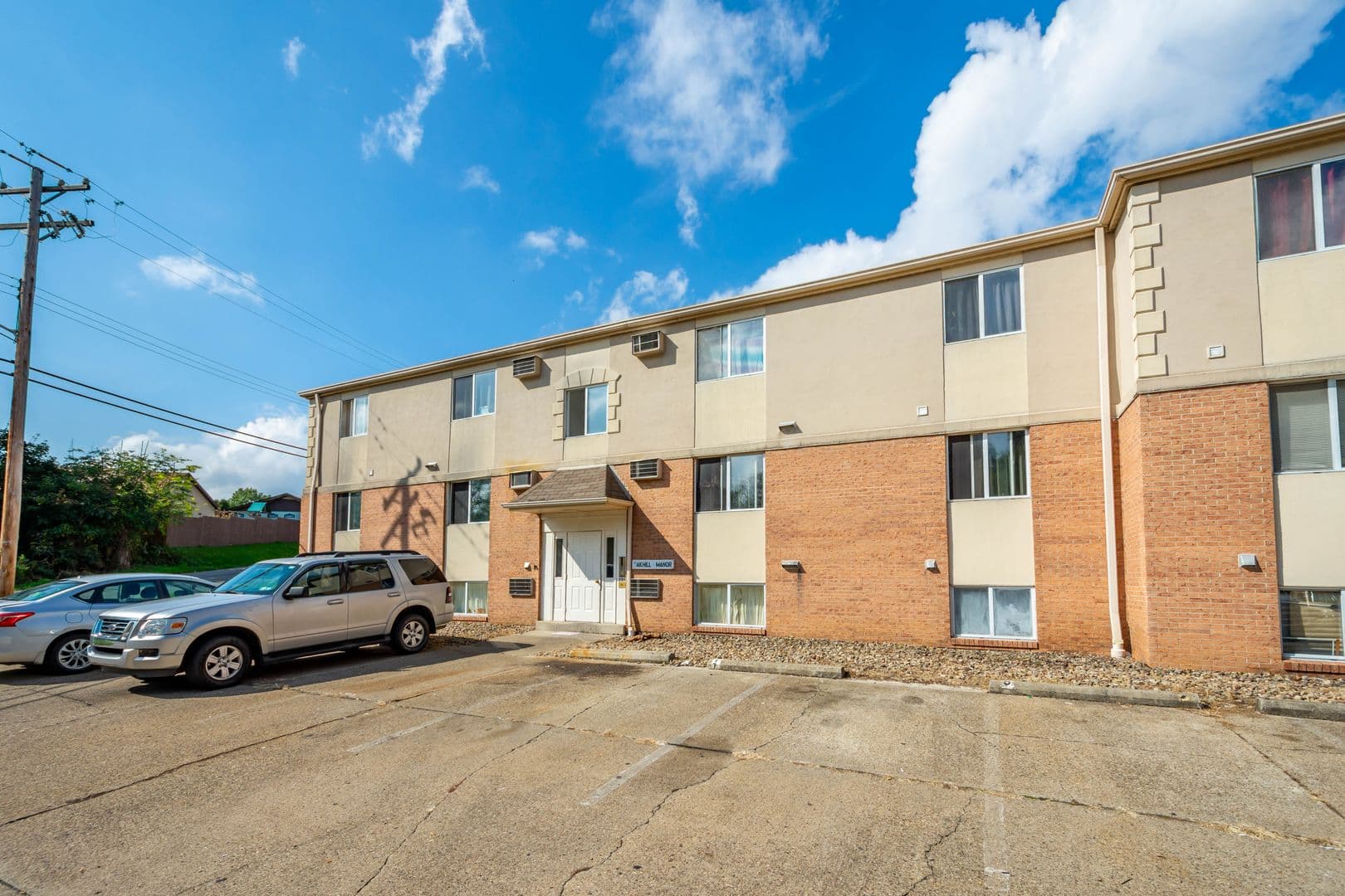 New Brighton Apartment: 201 Valley Ave.