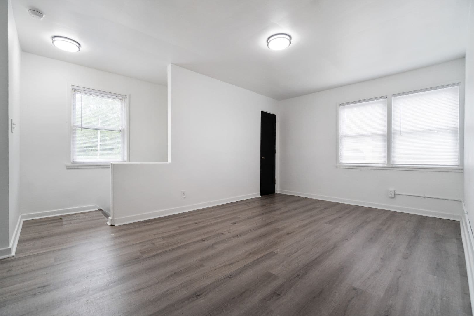 Midland Townhome: 33 Midland Heights Circle