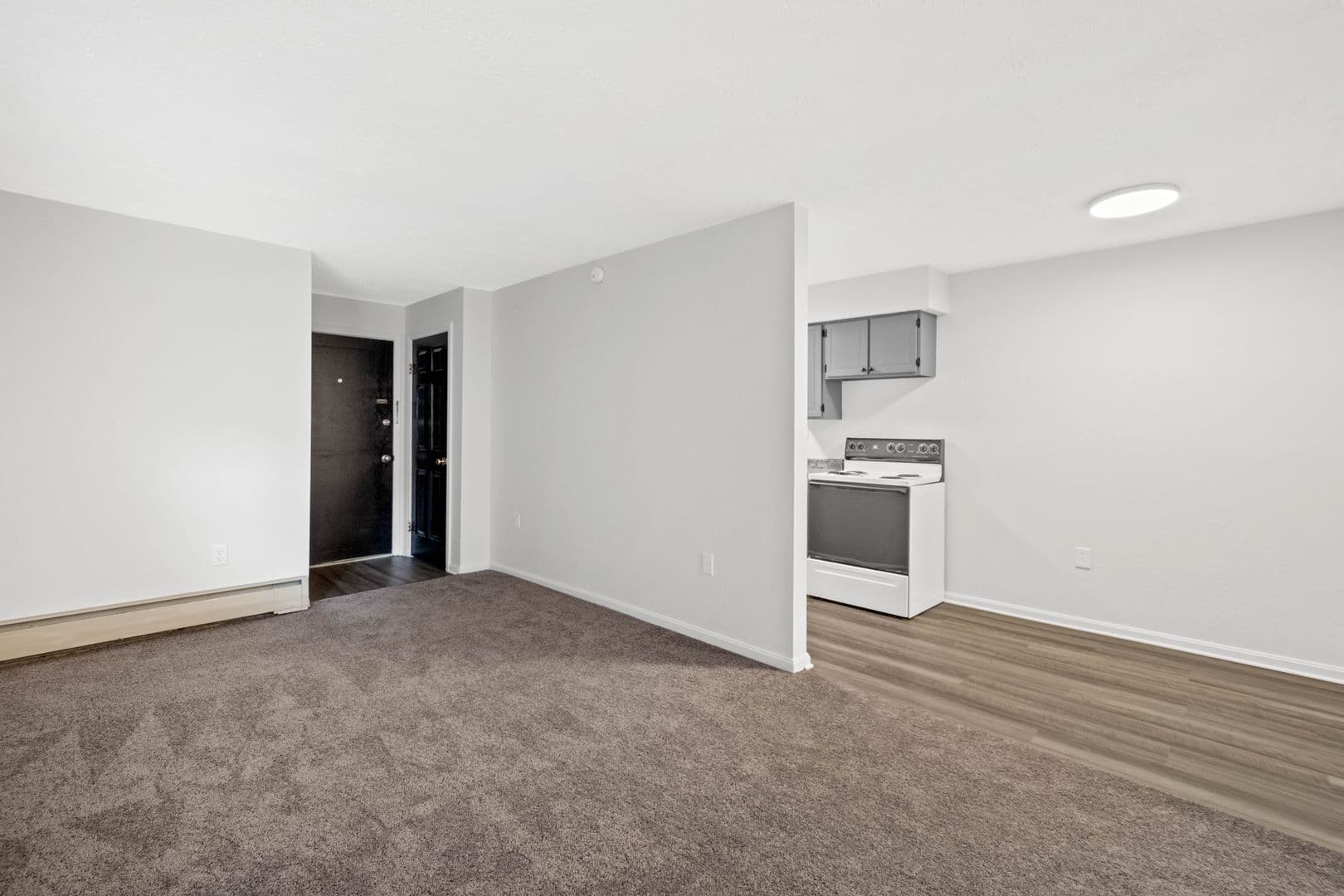 Beaver Apartment: 478 4th St.