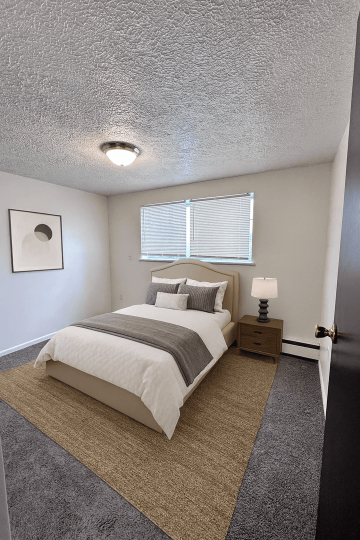 Beaver Apartment: 450 Market St - Unit 25