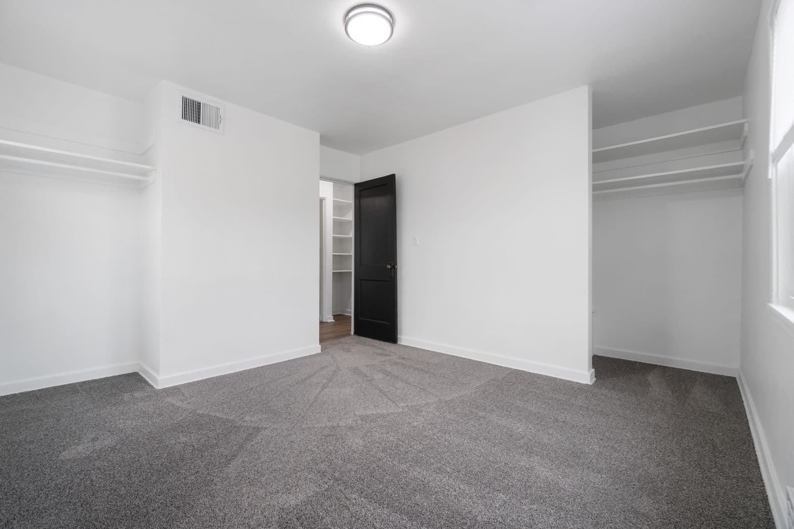 Midland Townhome: 63 Midland Heights Circle