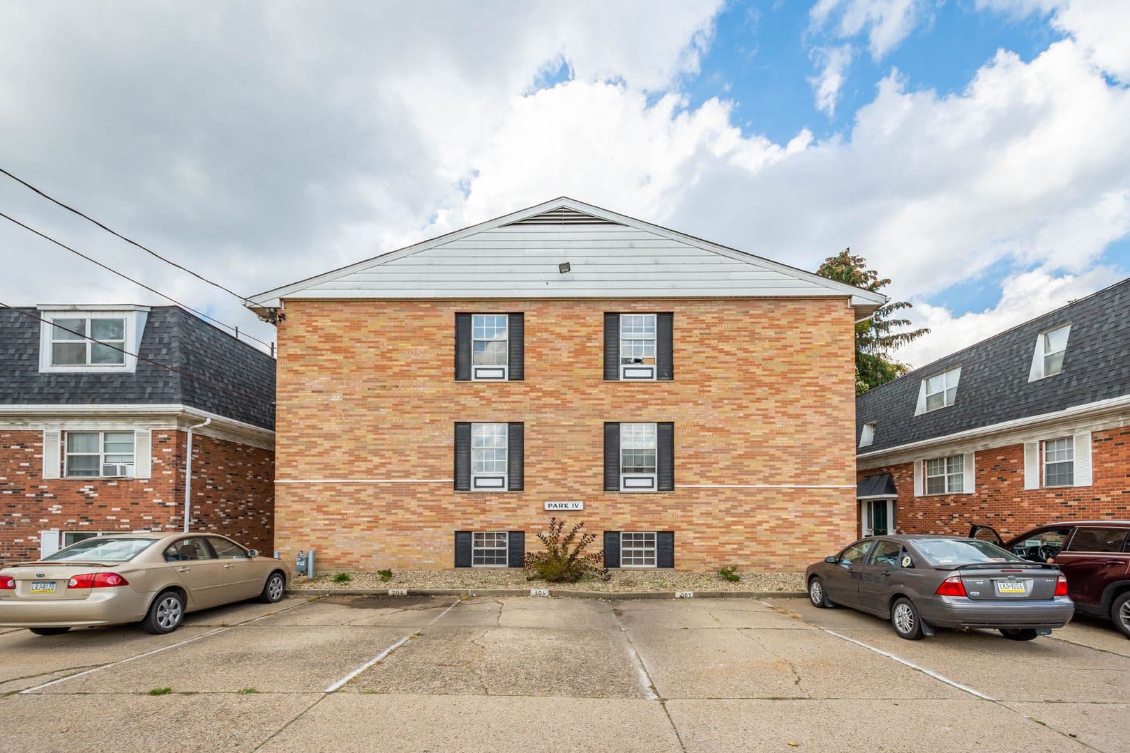 Beaver Apartment: 478 4th St.