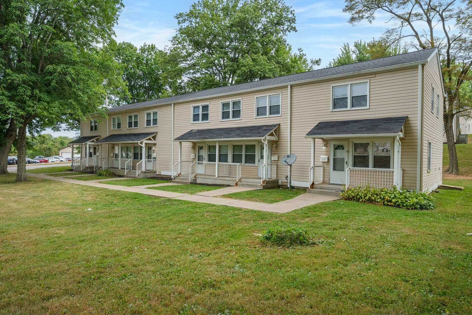Midland Townhome: 19 Midland Heights Circle