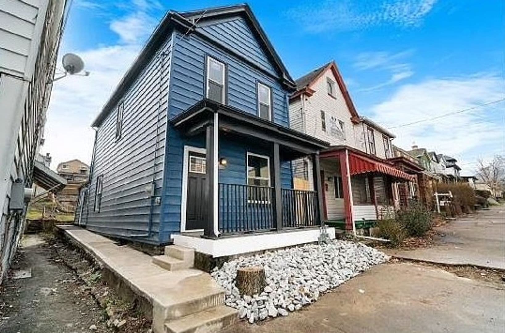 Homestead House: 228 E 16th Ave