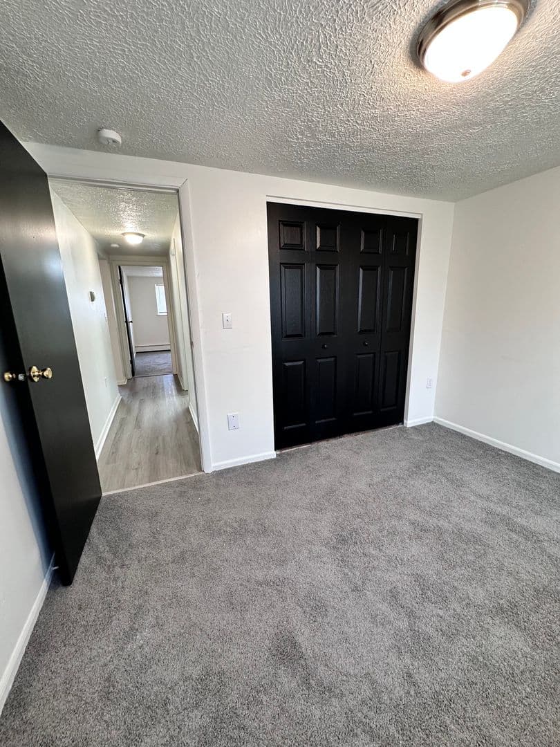 Beaver Apartment: 470 Market St - Unit 13
