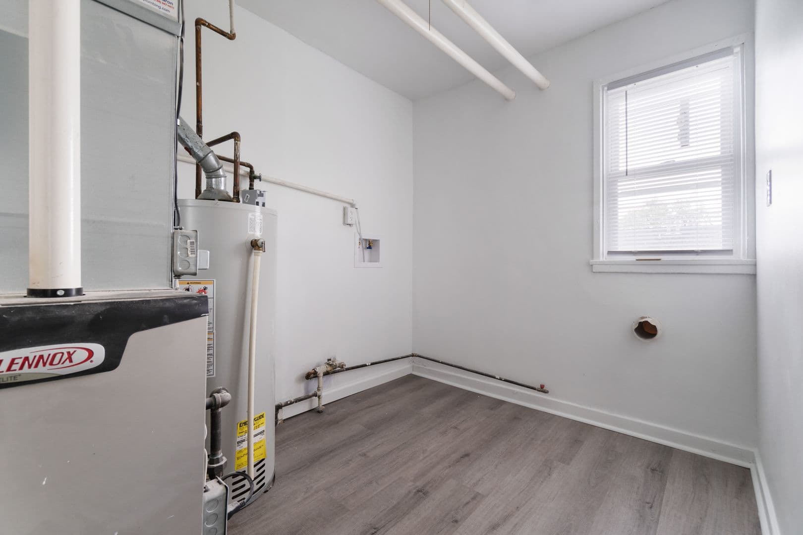Midland Townhome: 33 Midland Heights Circle