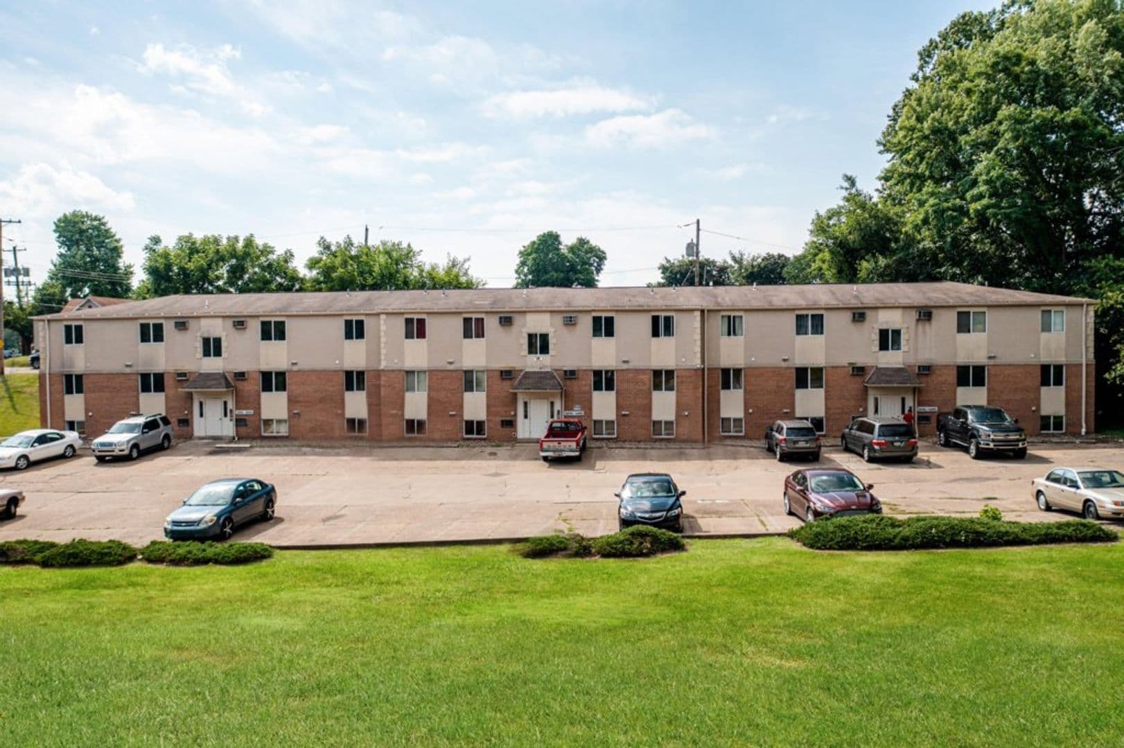 New Brighton Apartment: 201 Valley Ave.