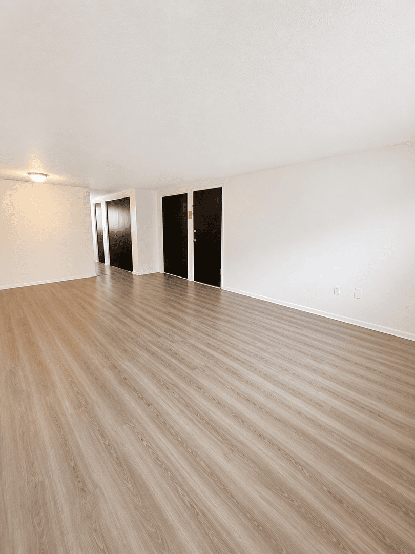 Beaver Apartment: 470 Market St - Unit 13