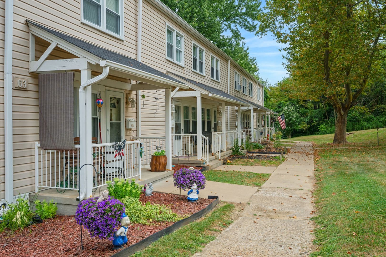 Midland Townhome: 19 Midland Heights Circle
