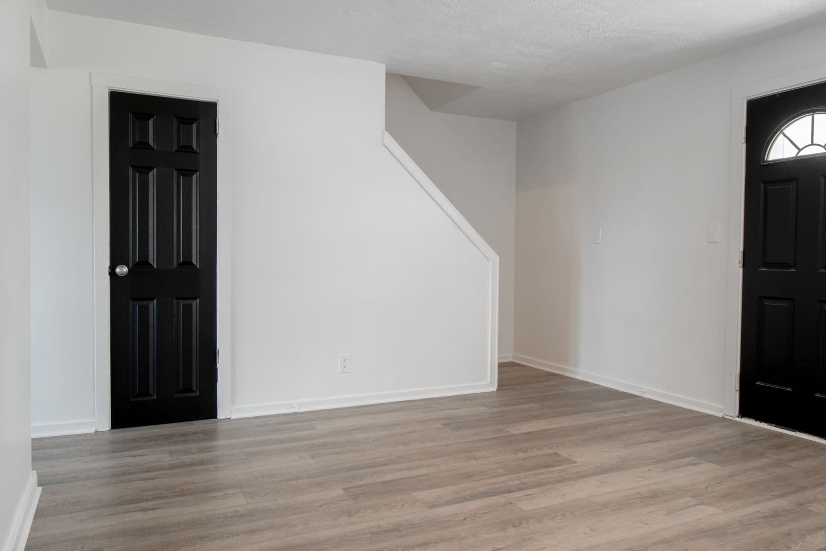 Midland Townhome: 16 Midland Heights Circle