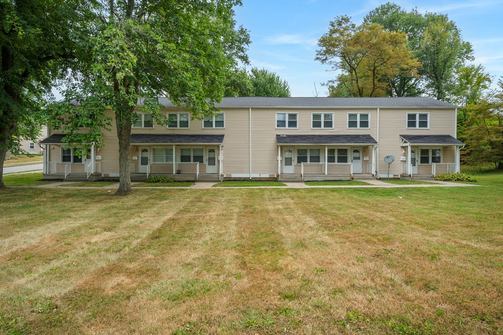 Midland Townhome: 19 Midland Heights Circle
