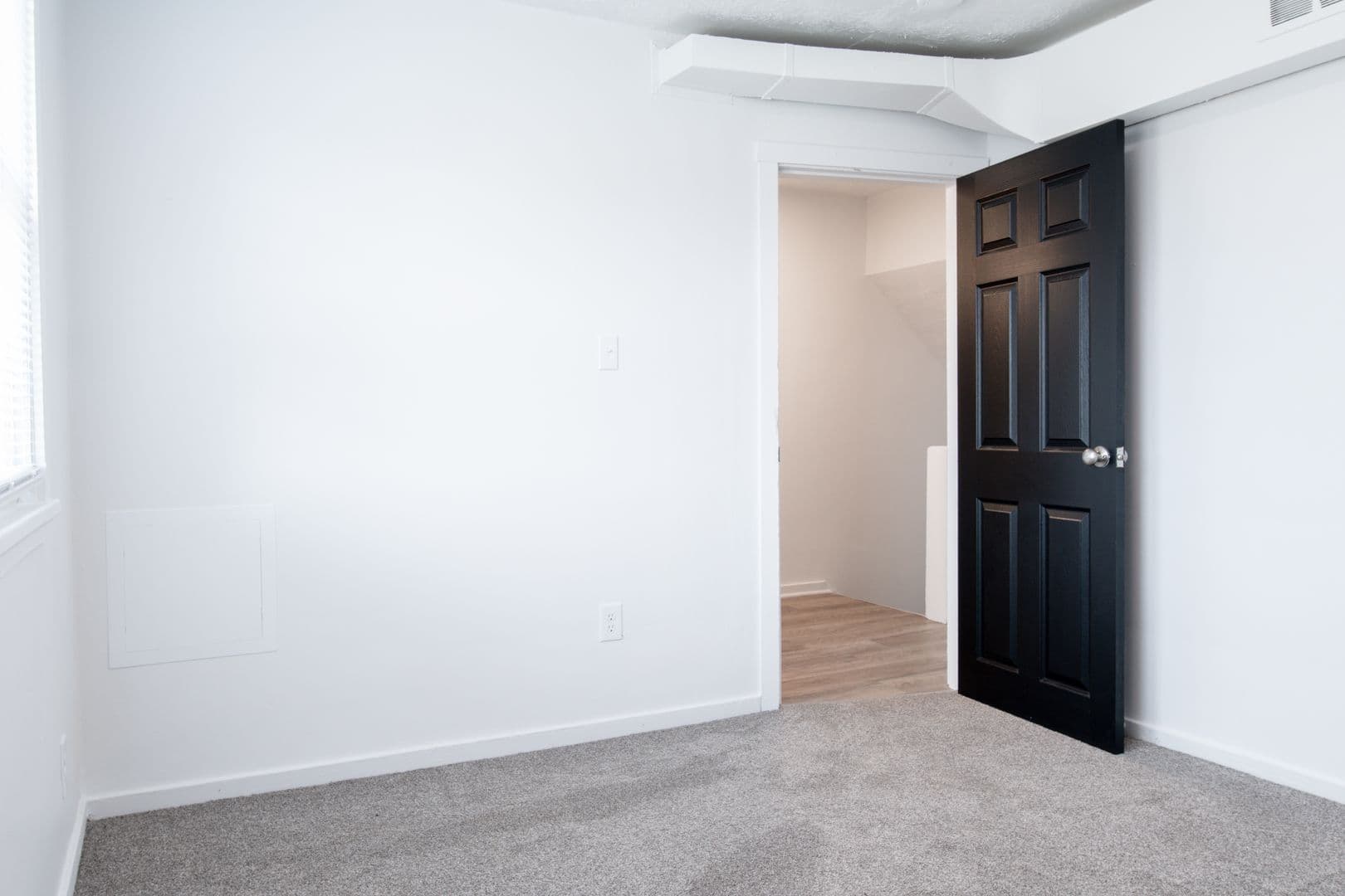 Midland Townhome: 16 Midland Heights Circle