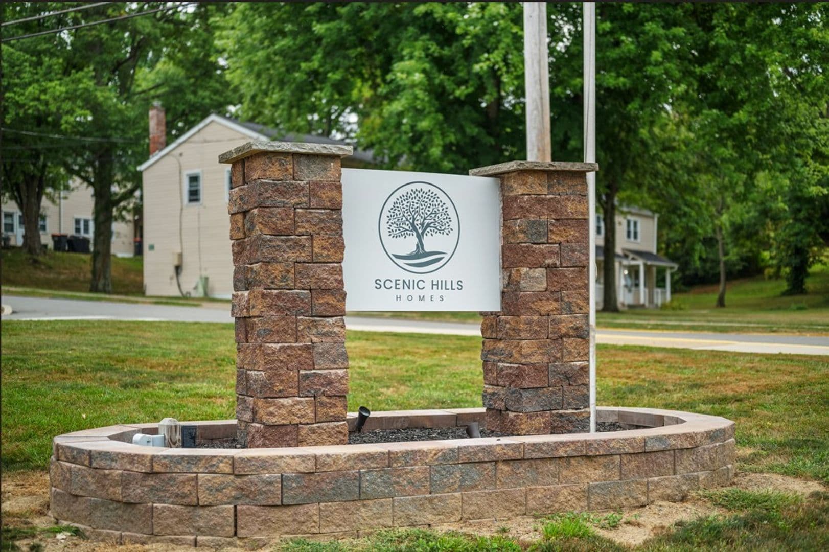 Midland Townhome: 33 Midland Heights Circle