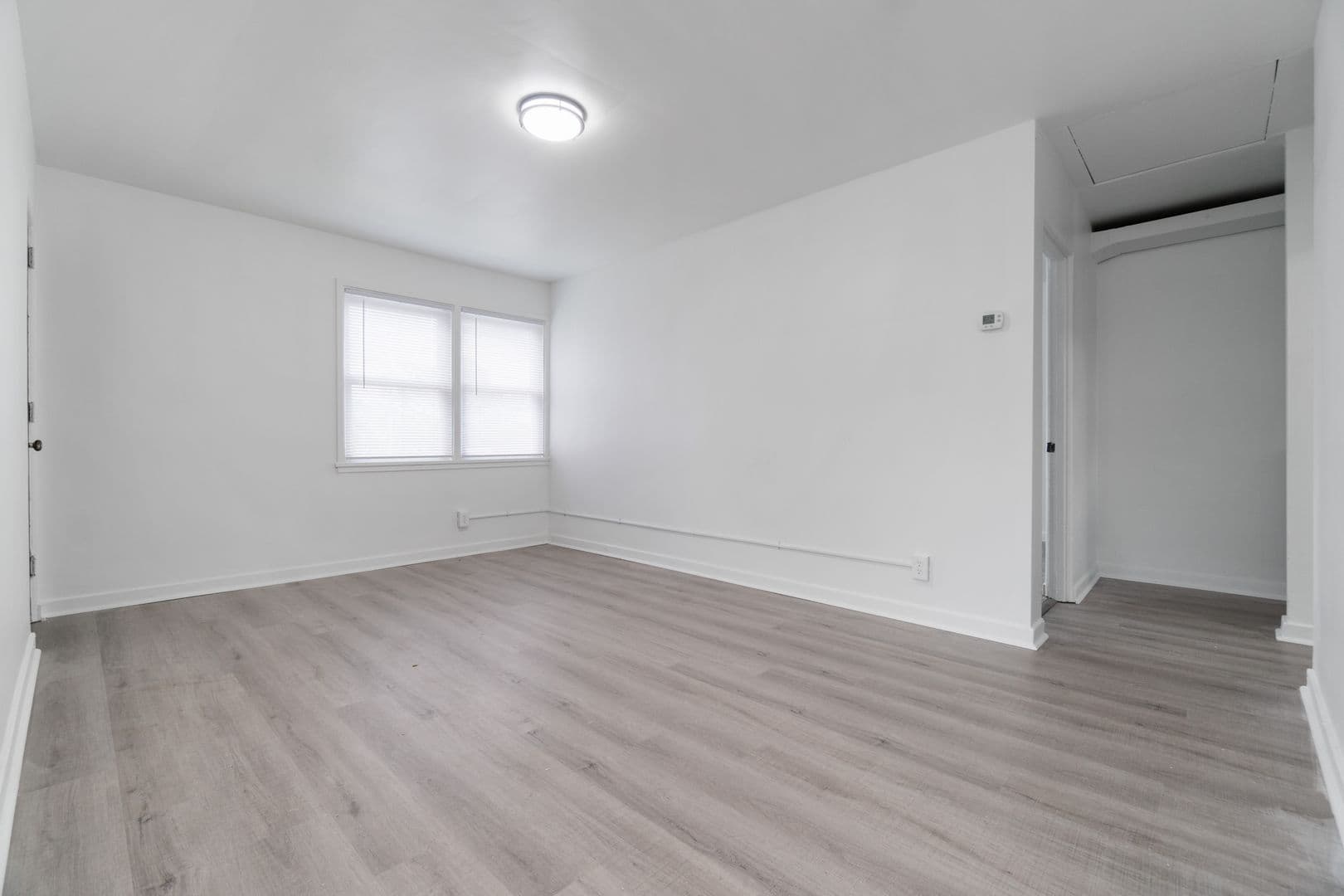 Midland Townhome: 33 Midland Heights Circle