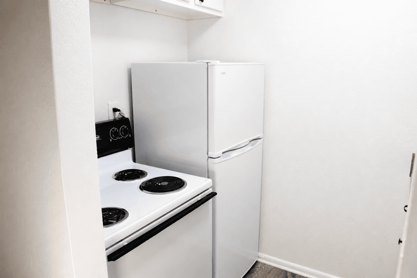 New Brighton Apartment: 201 Valley Ave.
