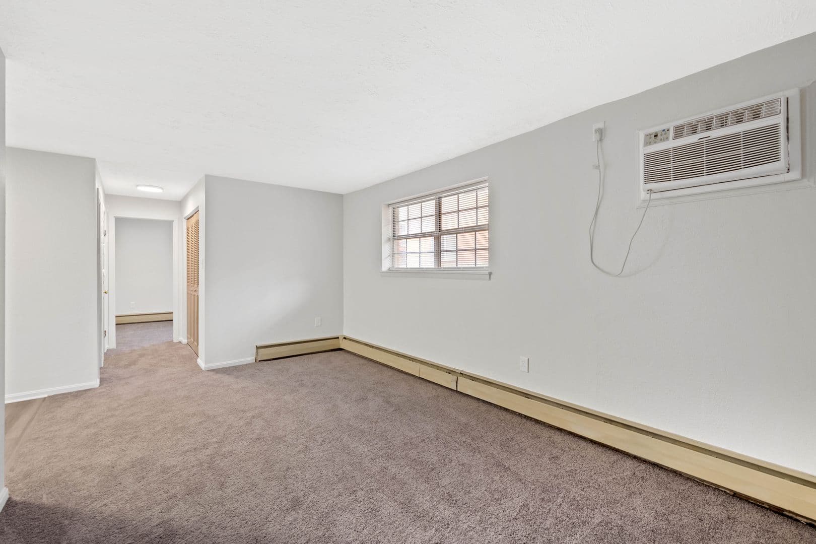 Beaver Apartment: 478 4th St.