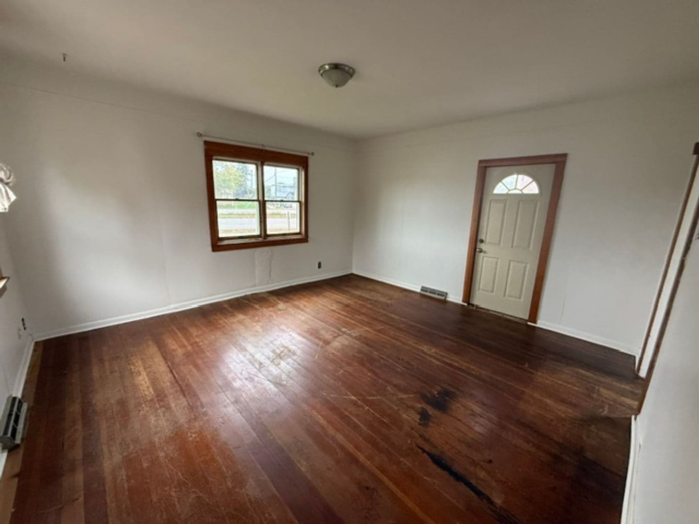 St Joseph House: 30 E Birch St