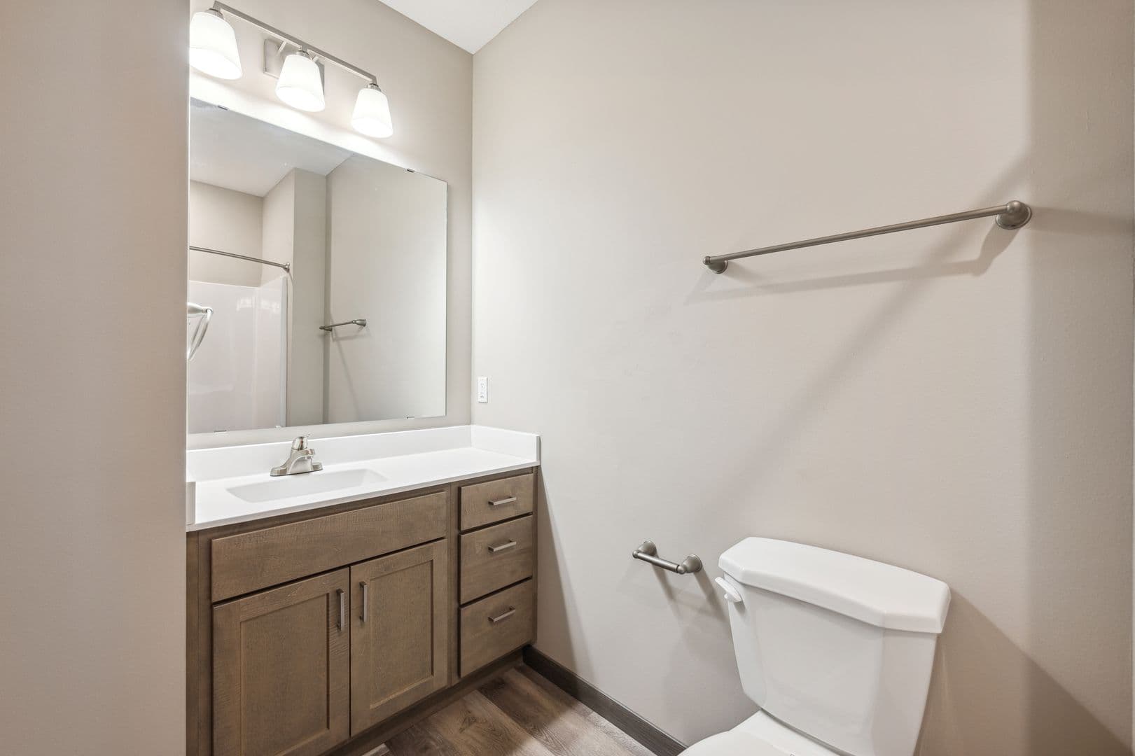 Becker Apartment: 13896 Birdie Lane