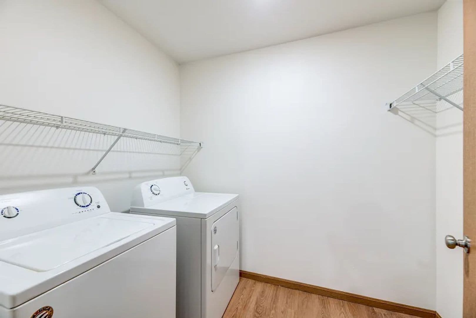 Sartell Apartment: 810 Roberts Road