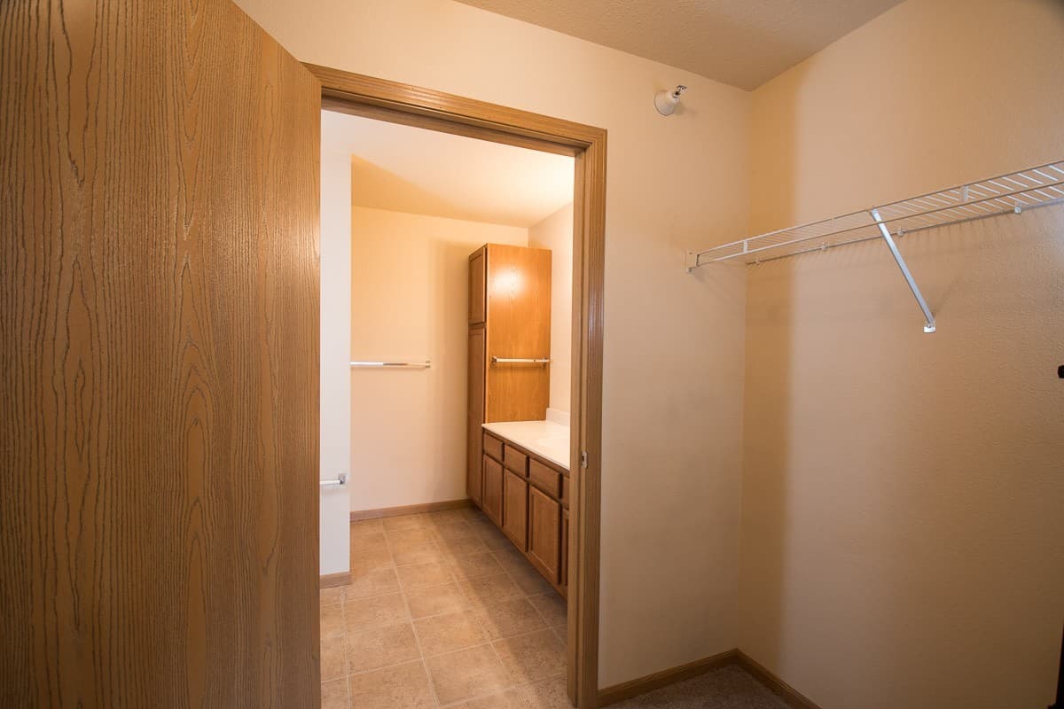 Ramsey Apartment: 14320 Dysprosium Street NW