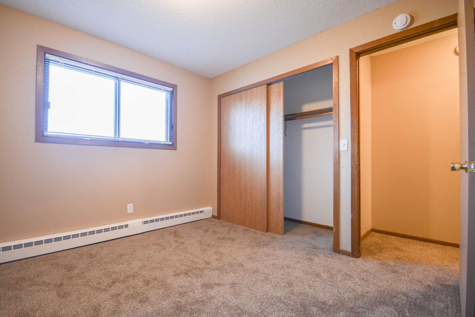 Sauk Rapids Apartment: 307 13th St N