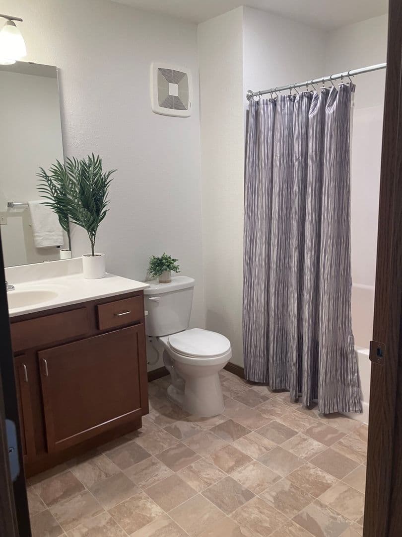 Sartell Apartment: 810 Roberts Road
