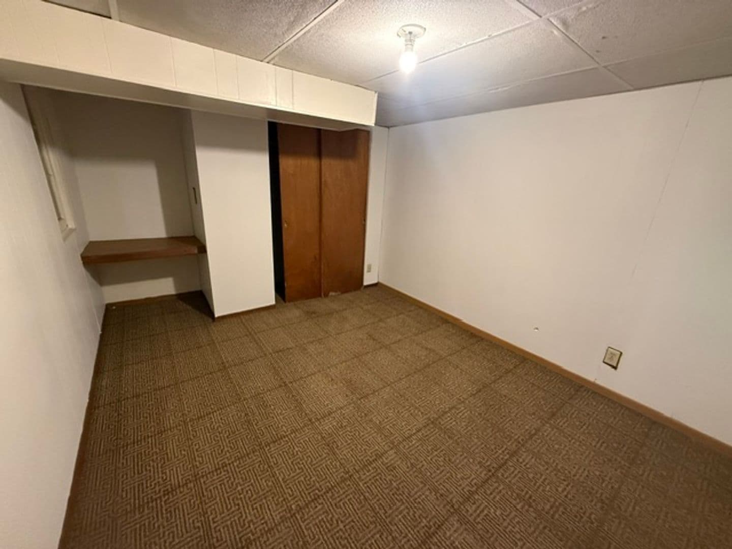 St Joseph House: 30 E Birch St