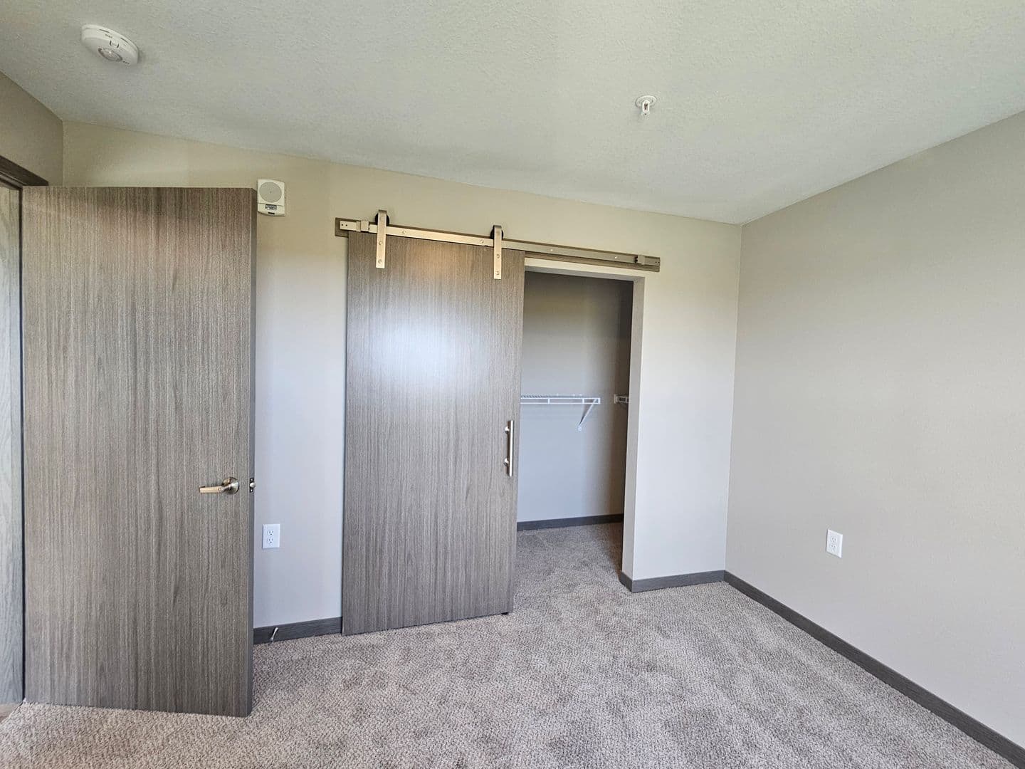 Melrose Apartment: 1250 Railroad Avenue NW