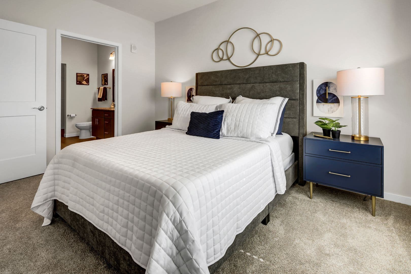 Rogers Apartment: 13650 Marshview Blvd.
