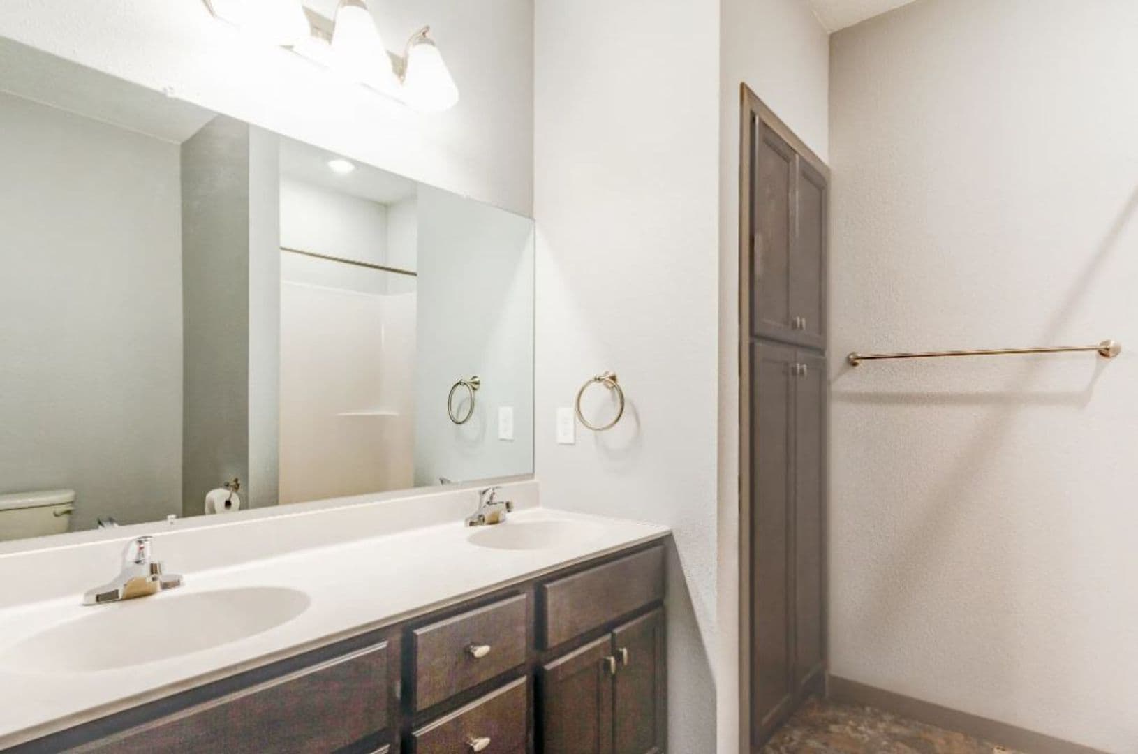 St. Cloud Apartment: 1160 Suncrest Drive