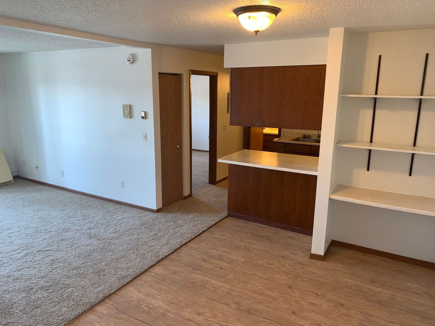 St. Cloud Apartment: 520 15th Ave SE