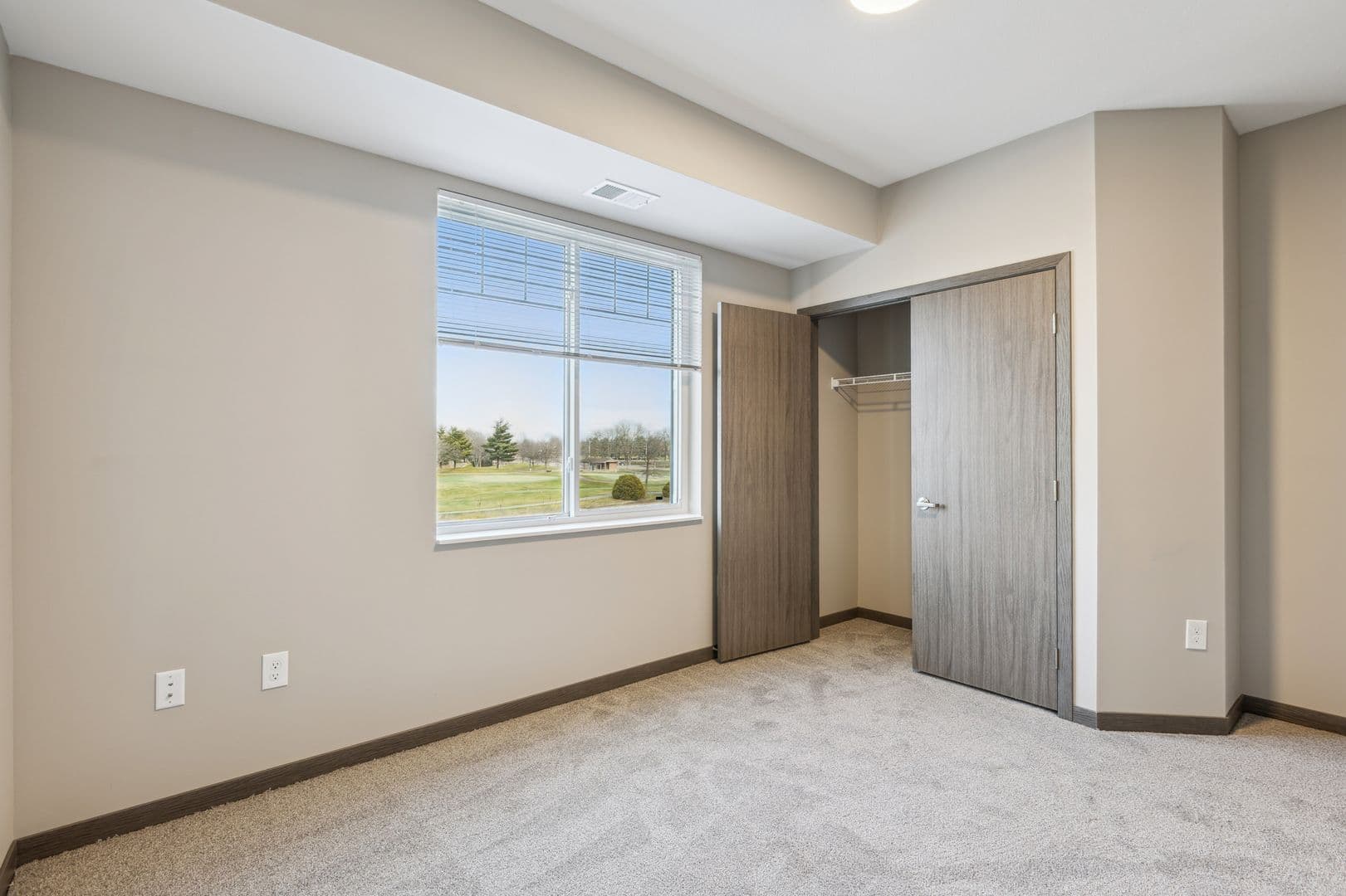 Becker Apartment: 13896 Birdie Lane
