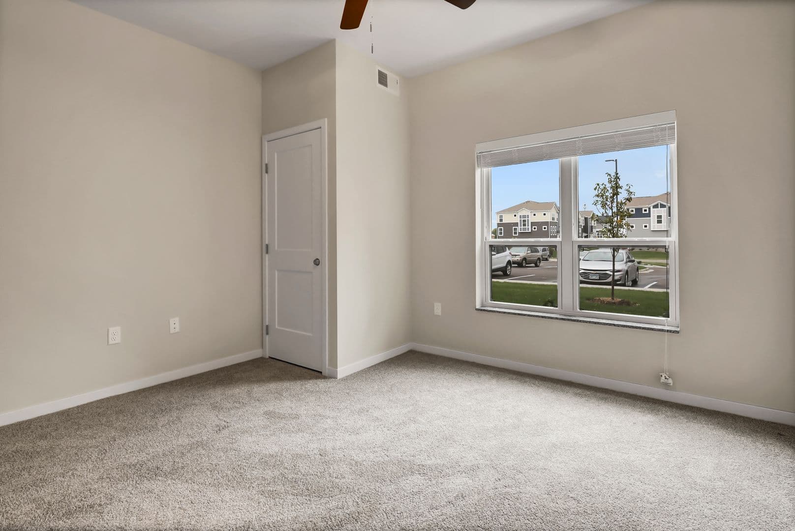Rogers Apartment: 13650 Marshview Blvd.