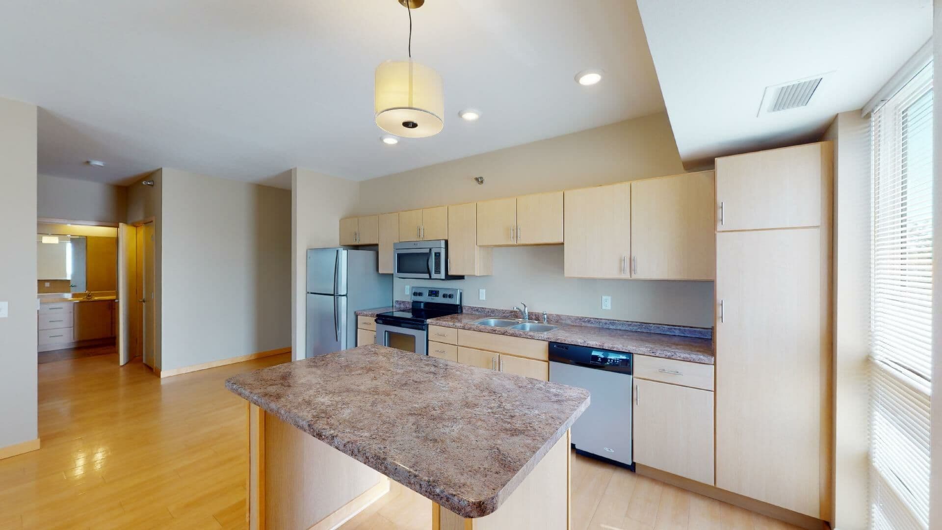 Eau Claire Apartment: 2851 Hendrickson Dr