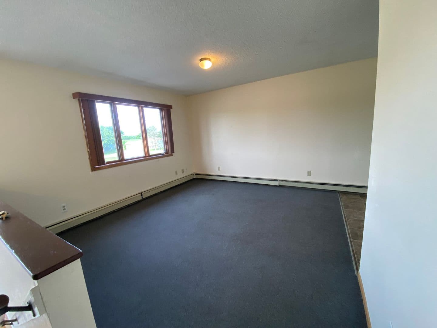 St. Joseph Apartment: 318 Old Hwy 52