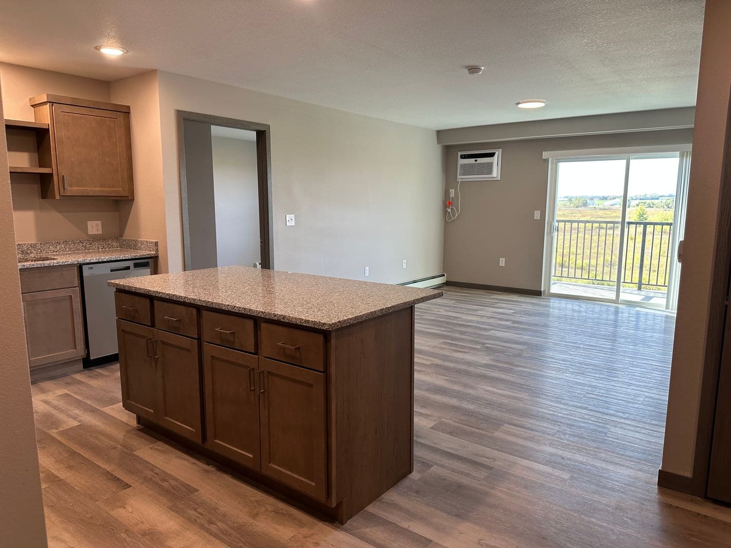 Melrose Apartment: 1250 Railroad Avenue NW