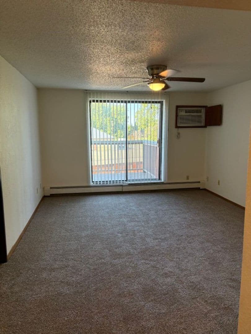 Waite Park Apartment: 30 15th Ave N