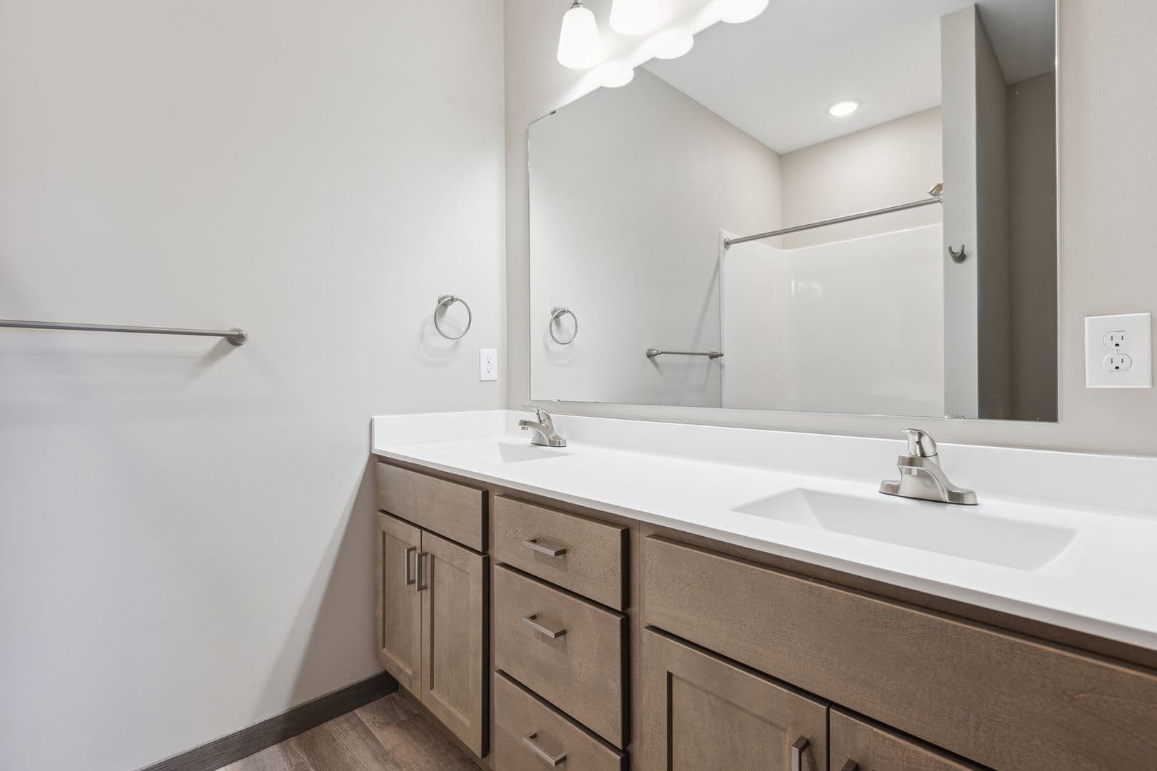Becker Apartment: 13896 Birdie Lane