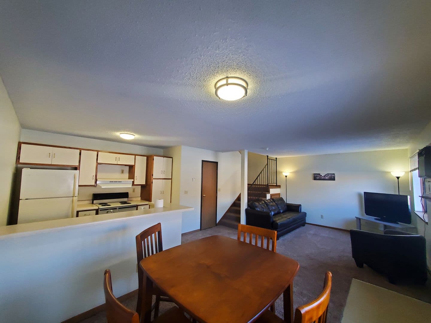 St. Cloud Apartment: 1812 16th St SE