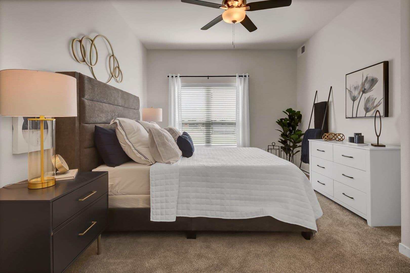 Rogers Apartment: 13650 Marshview Blvd.