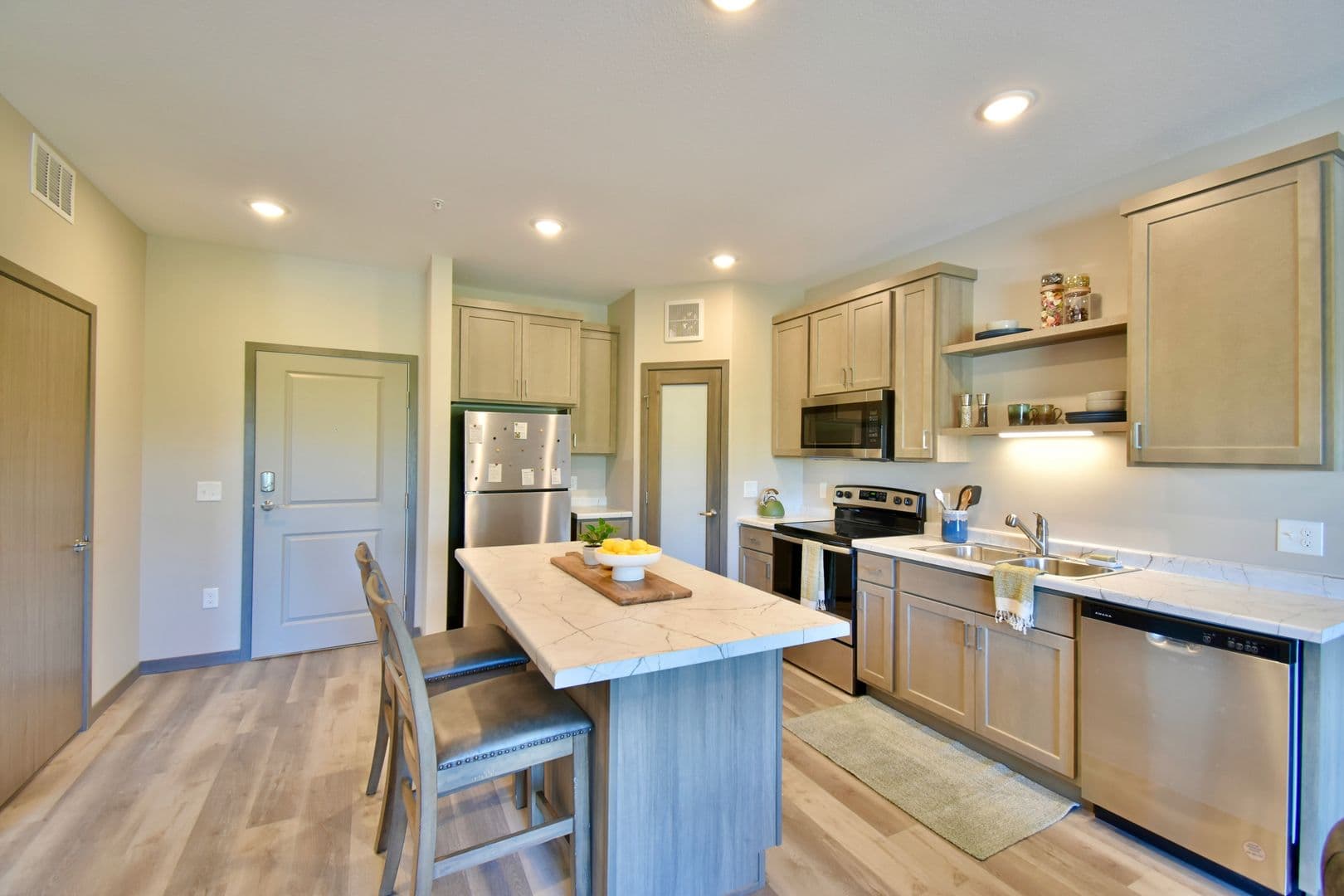 Becker Apartment: 13896 Birdie Lane