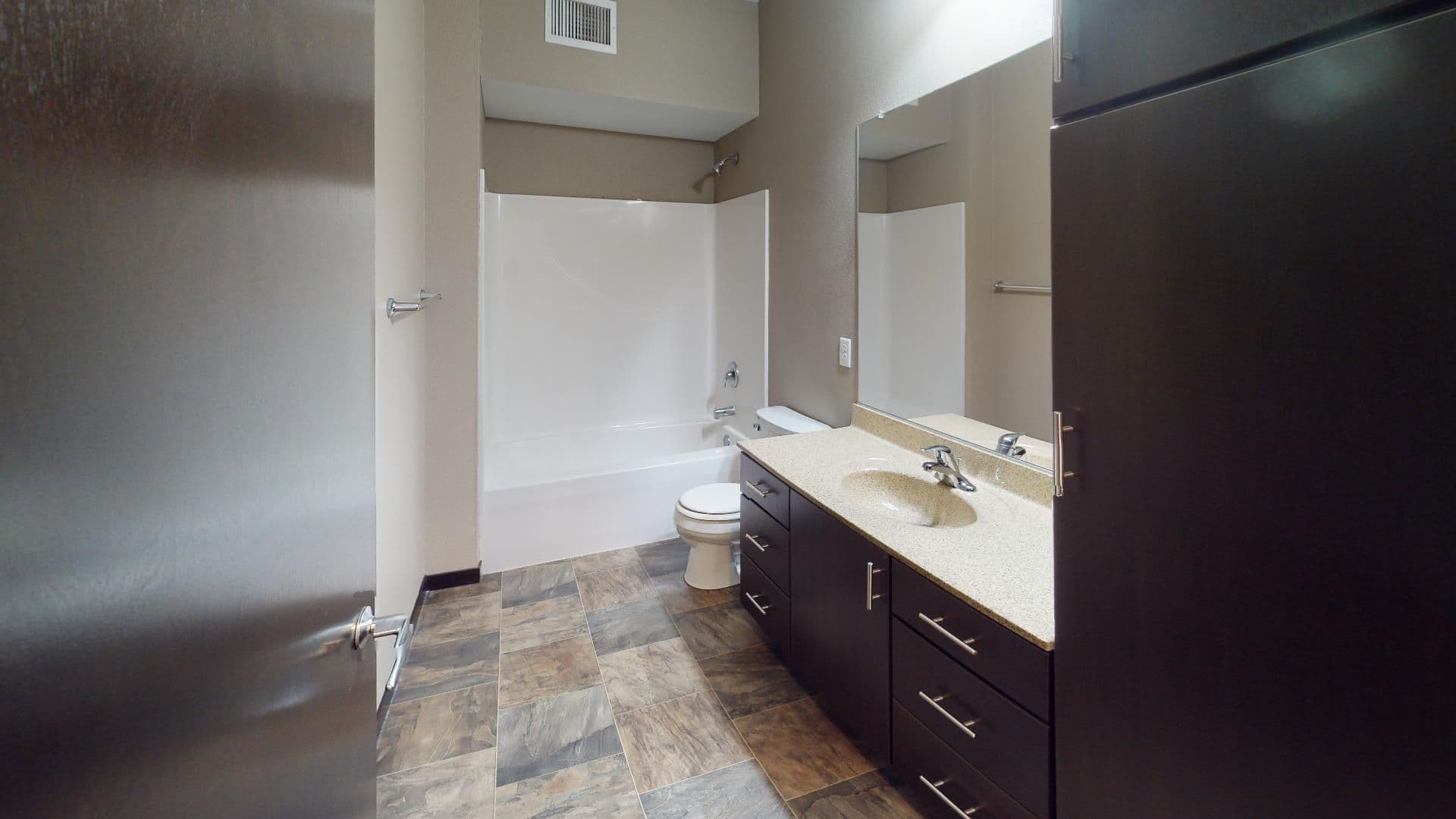 Eau Claire Apartment: 2851 Hendrickson Dr